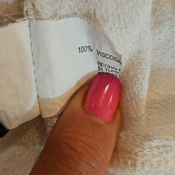 Zara Woman Cream and Black V neck top size XS - Picture 7 of 9